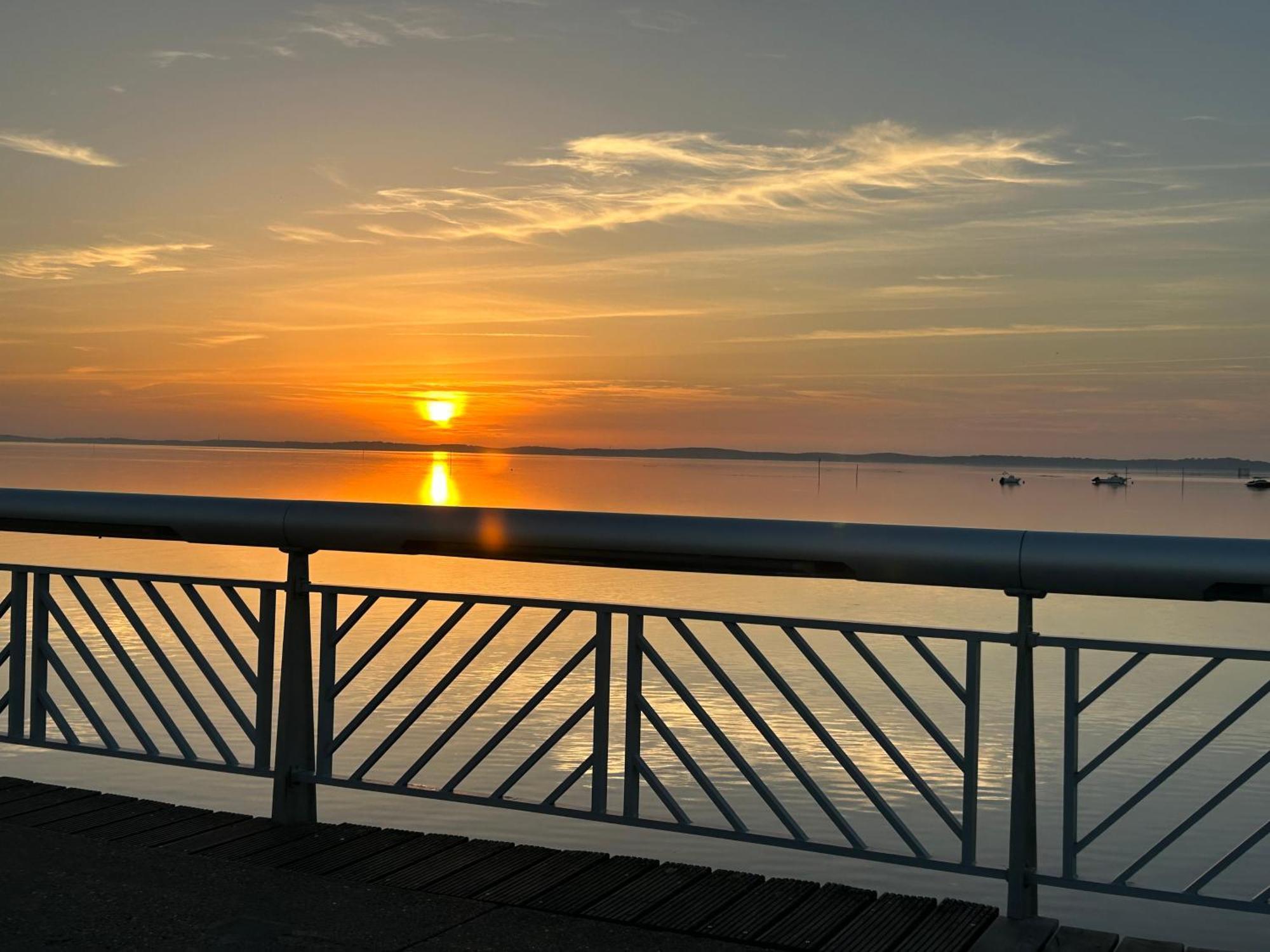 Cocon Entre Presqu'Ile Du Cap Ferret Et Plages Oceanes - Terrasse - 1 Velo Gratuit Ares Exterior photo